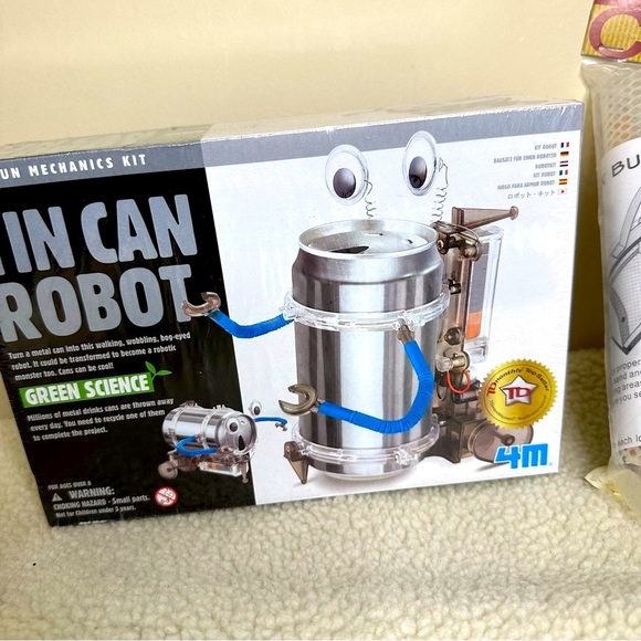 Bundle Children’s Toys Bug Cage, Tin Can Robot, Scientific Knowledge Cards - Picture 2 of 12